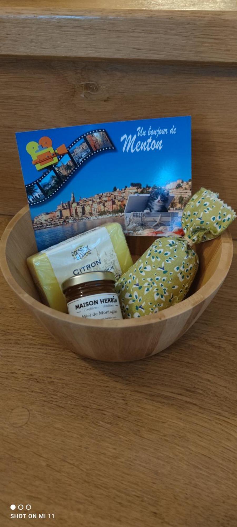 Confortable 2 Pieces Entre Menton Et Monaco Avec Parking Prive Roquebrune-Cap-Martin Luaran gambar